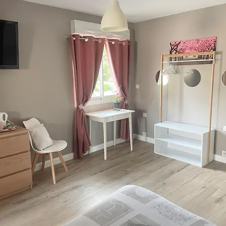 Bed & Breakfast La Des Demoiselles - 2 Communicantes