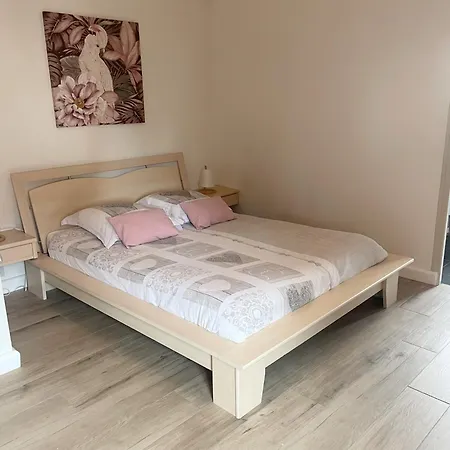 La Des Demoiselles - 2 Communicantes ベッド・アンド・ブレックファスト ブール・アシャール